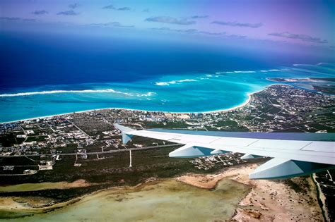 turks and caicos flights